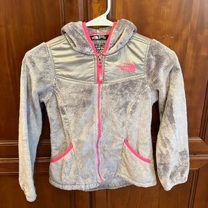 Girl’s grey North Face fleece size Small (7-8)